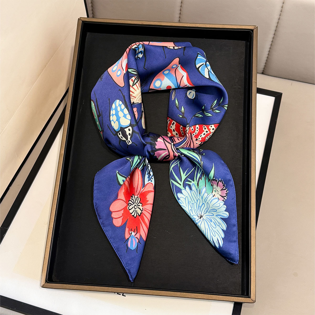 2026 New Butterfly Print Silk  - огляд і ціна Silk Tie Woven
