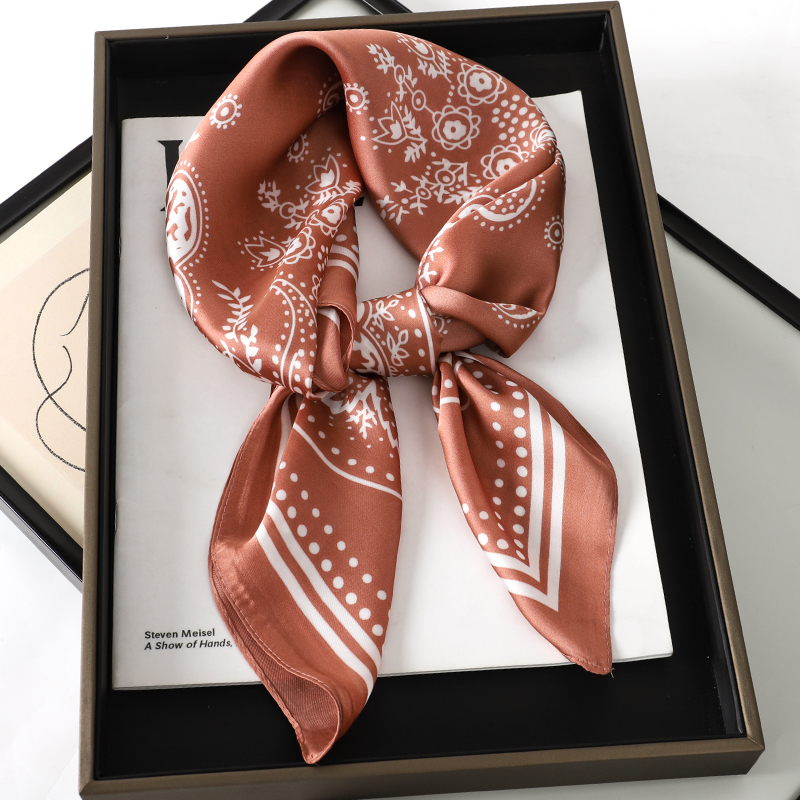 Luxury Brand Silk Square Paisl - огляд і ціна Silk Tie Woven